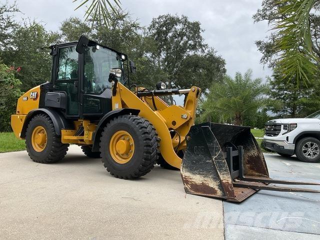 CAT 906 Utovarivači na točkove