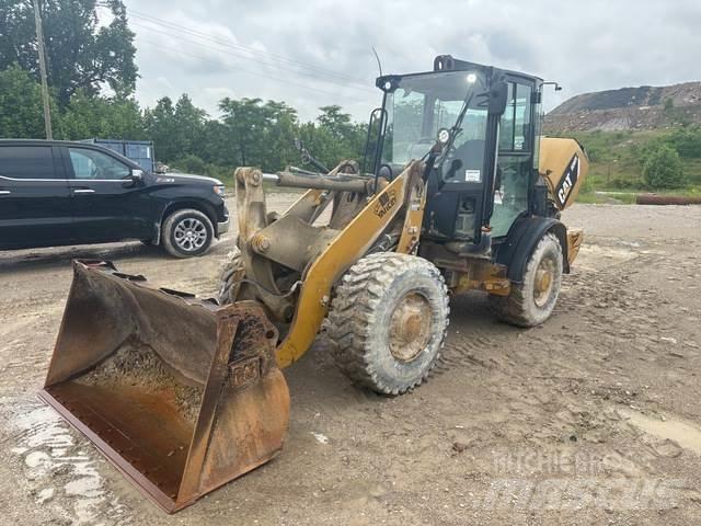 CAT 906H Utovarivači na točkove