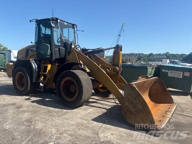 CAT 910K Utovarivači na točkove