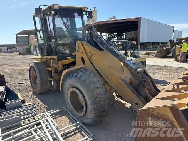 CAT 930G Utovarivači na točkove