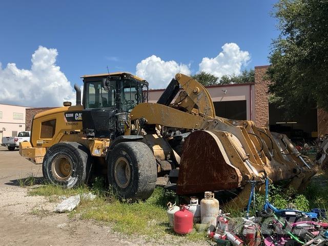 CAT 930M Utovarivači na točkove