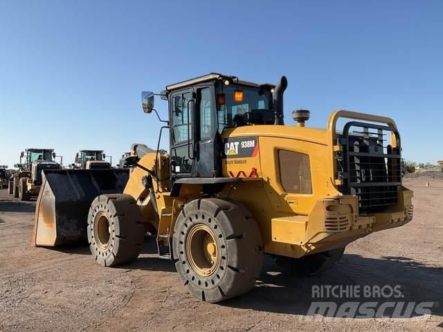 CAT 938M Utovarivači na točkove