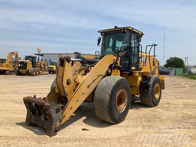 CAT 950M Utovarivači na točkove