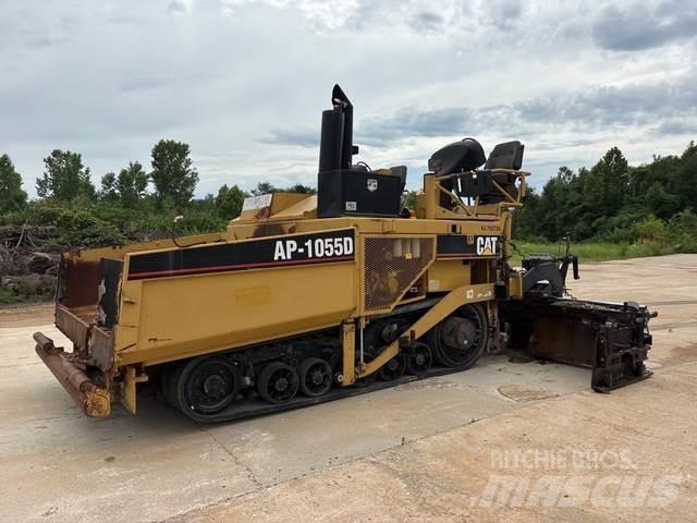 CAT AP-1055D Asfaltni finišeri