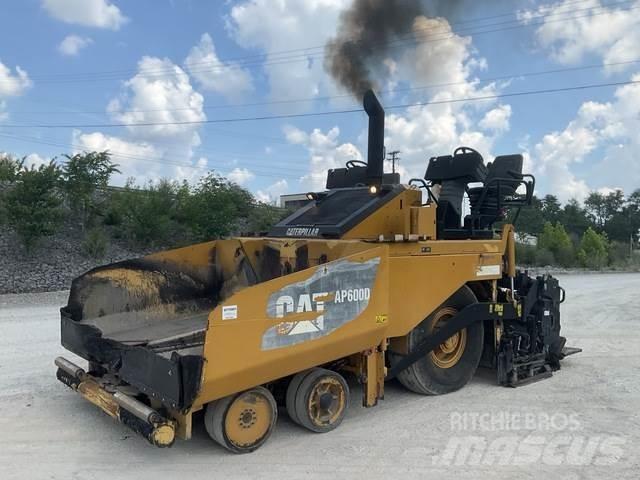 CAT AP-600D Asfaltni finišeri
