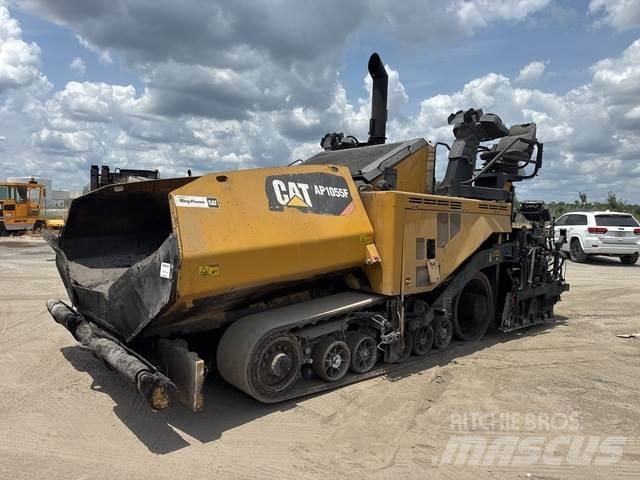 CAT AP1055F Asfaltni finišeri