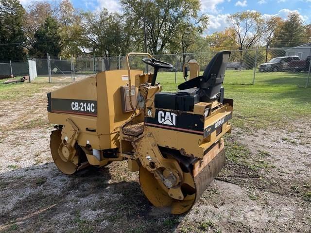 CAT CB-214C Valjci sa duplim bubnjem