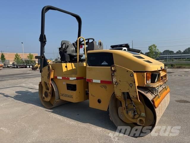 CAT CB34 Valjci sa duplim bubnjem