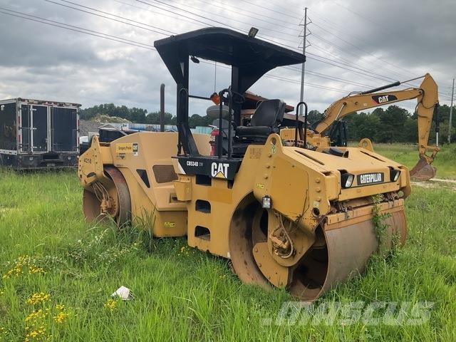 CAT CB534D XW Valjci sa duplim bubnjem