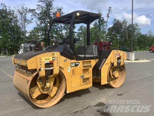 CAT CB54B Valjci sa duplim bubnjem