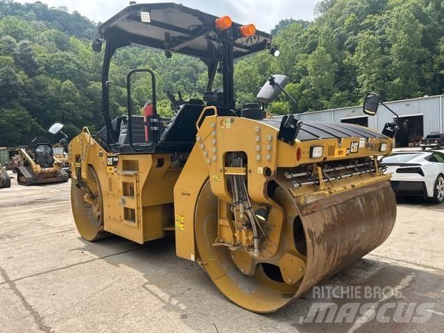 CAT CB64B Valjci sa duplim bubnjem