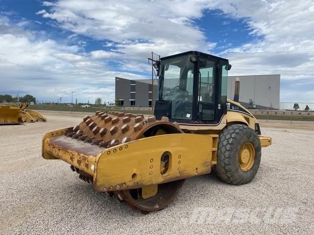 CAT CS-663E Valjci sa jednim bubnjem