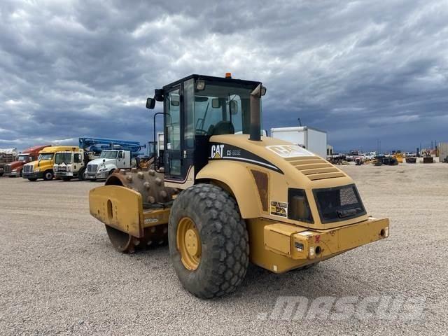 CAT CS-663E Valjci sa jednim bubnjem