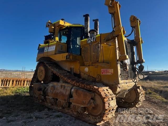 CAT D10T Buldožeri guseničari