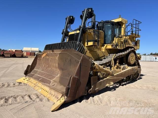 CAT D10T2 Buldožeri guseničari