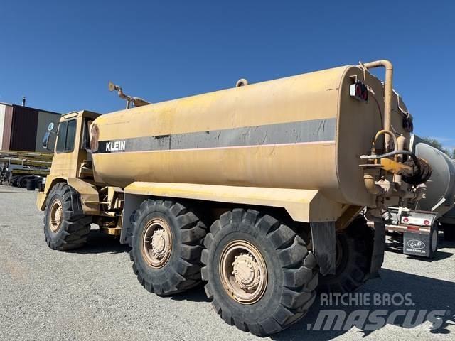 CAT D250 Kamioni za vodu