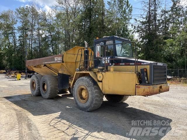 CAT D250E Zglobni damperi