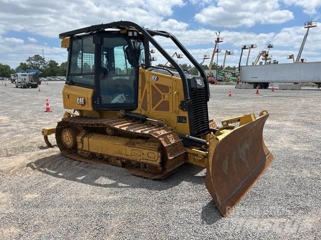 CAT D3 Buldožeri guseničari