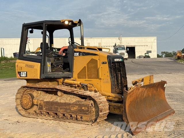 CAT D3K XL Buldožeri guseničari