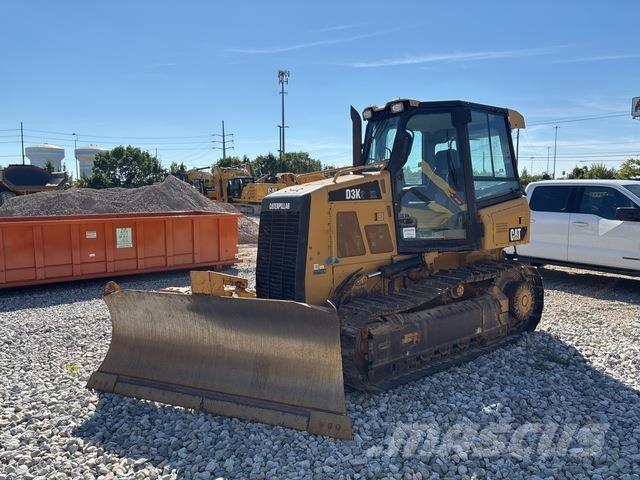 CAT D3K2 XL Buldožeri guseničari