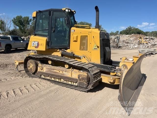 CAT D4 Buldožeri guseničari