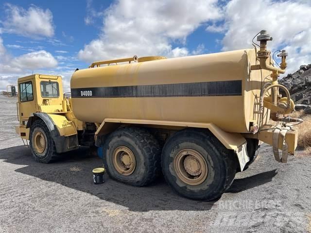 CAT D400D Kamioni za vodu