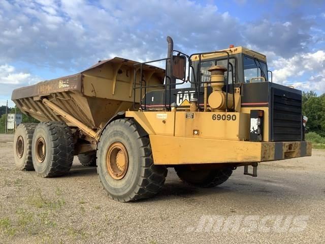 CAT D400E Zglobni damperi