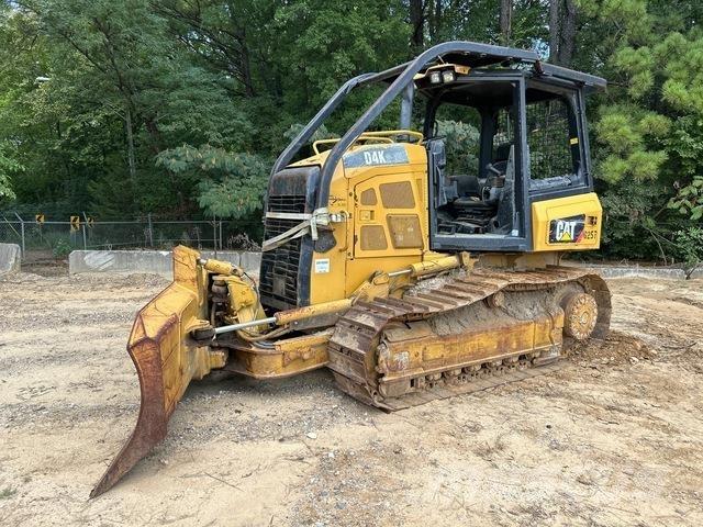 CAT D4K2 XL Buldožeri guseničari
