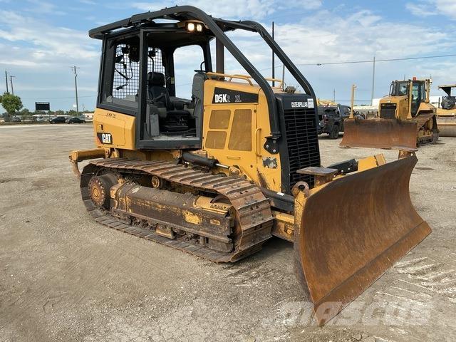 CAT D5K2 XL Buldožeri guseničari