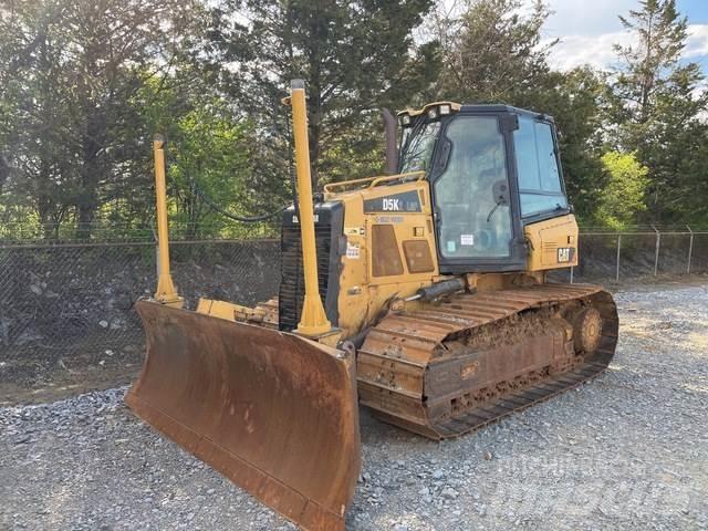 CAT D5K2LGP Buldožeri guseničari