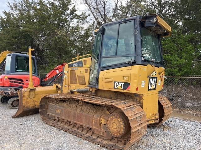 CAT D5K2LGP Buldožeri guseničari