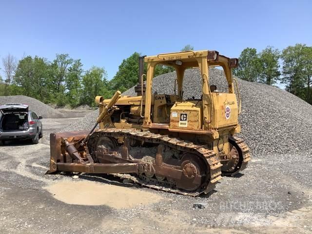 CAT D6D Buldožeri guseničari