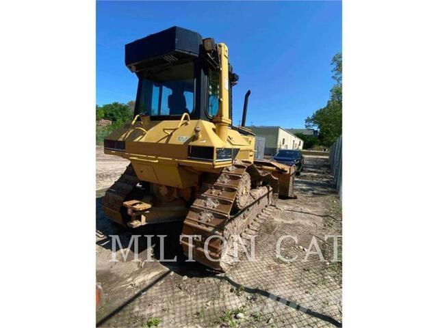 CAT D6M XL Buldožeri guseničari