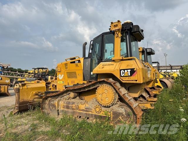 CAT D6N XL Buldožeri guseničari