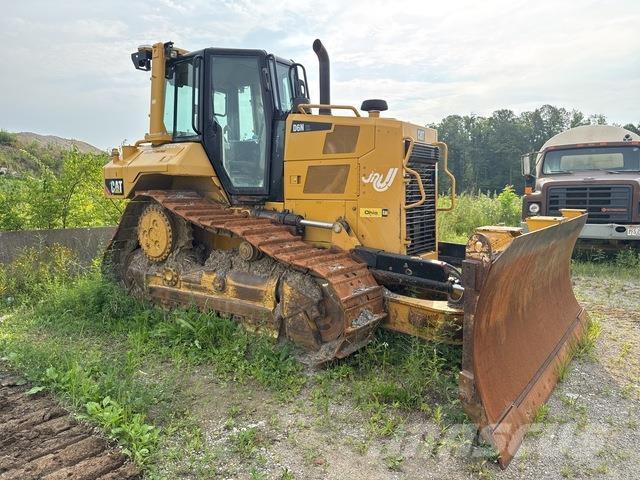 CAT D6N XL Buldožeri guseničari