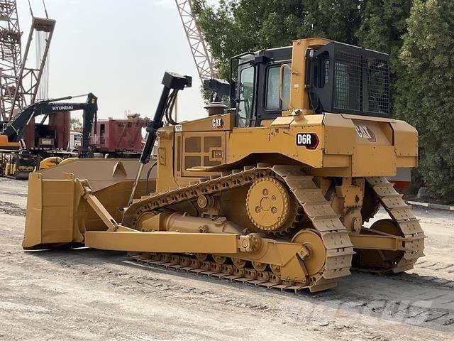 CAT D6R XL Buldožeri guseničari