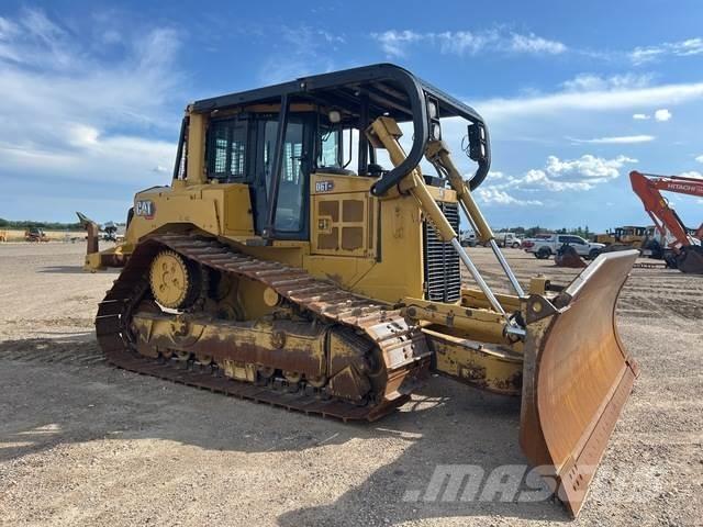 CAT D6T Buldožeri guseničari