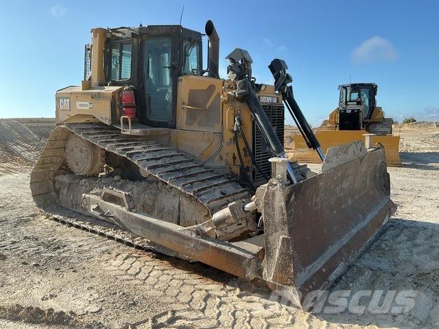 CAT D6T LGP Buldožeri guseničari
