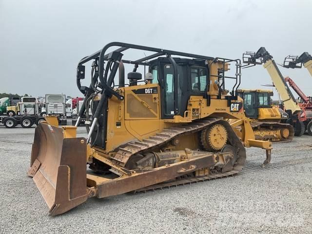 CAT D6T XL Buldožeri guseničari