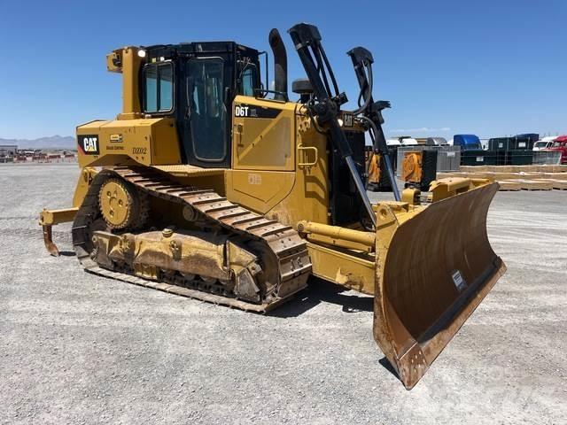 CAT D6T XL Buldožeri guseničari