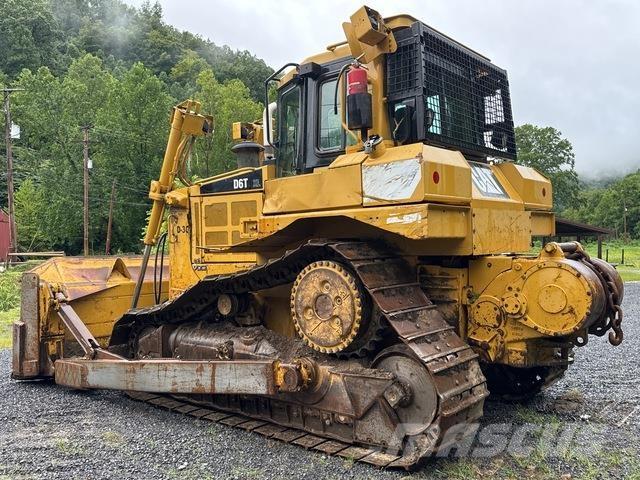CAT D6T XL Buldožeri guseničari