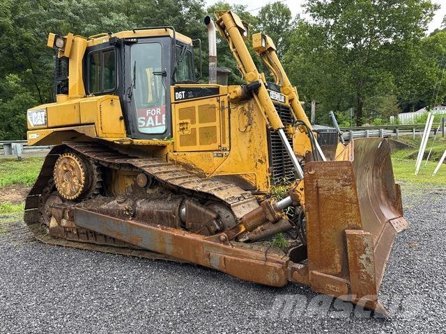 CAT D6T XL Buldožeri guseničari