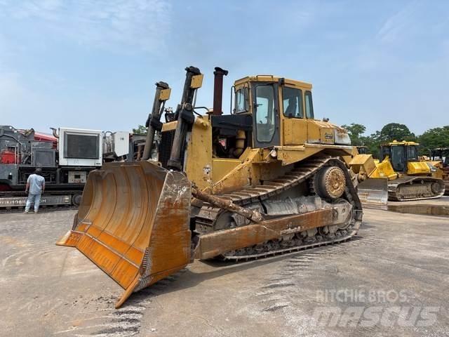 CAT D8L Buldožeri guseničari