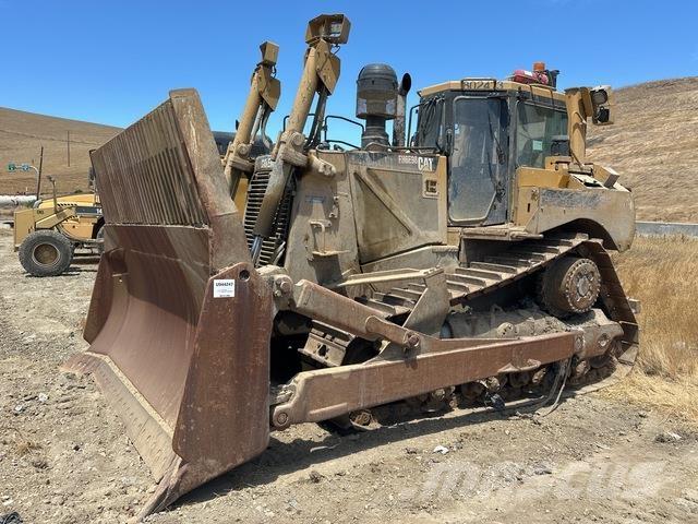 CAT D8T Buldožeri guseničari