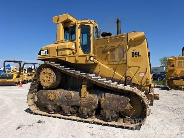 CAT D9L Buldožeri guseničari