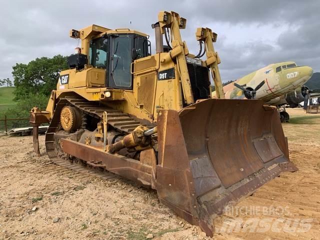CAT D9T Buldožeri guseničari