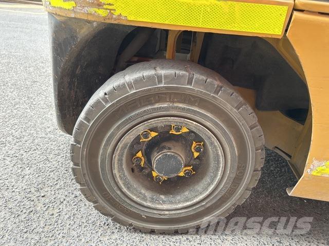 CAT DP30 Viljuškari - ostalo