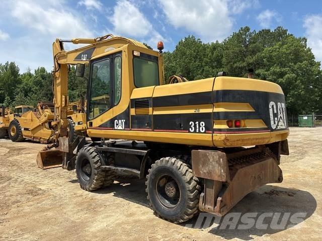 CAT M318 Bageri točkaši