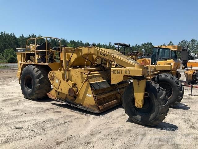 CAT SS-250 Nabijači zemlje