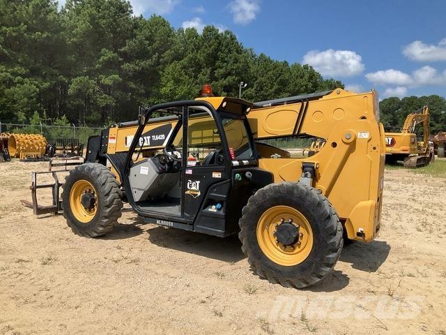 CAT TL642D Teleskopski viljuškari